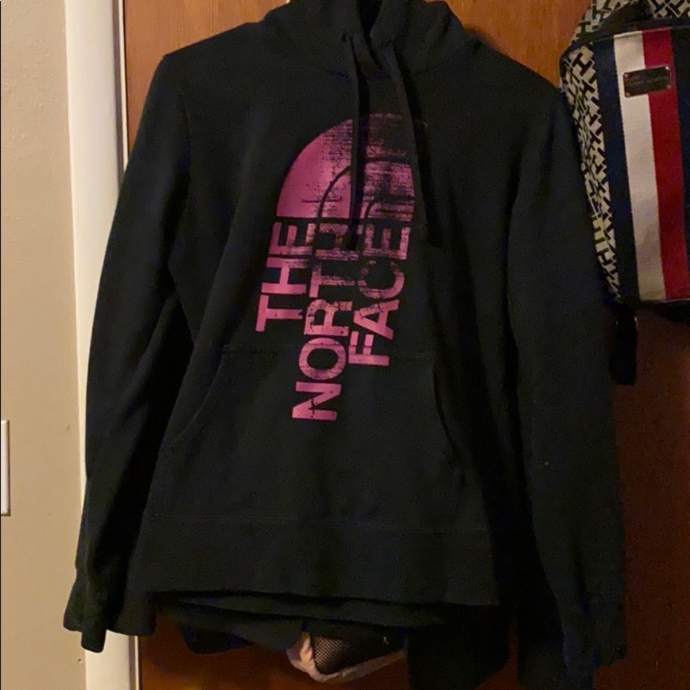 A hoodie s/p sizes